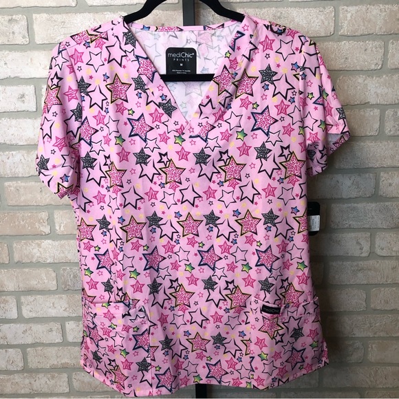 NWT mediChic Pink Star Print Short Sleeve scrub top - Picture 1 of 10